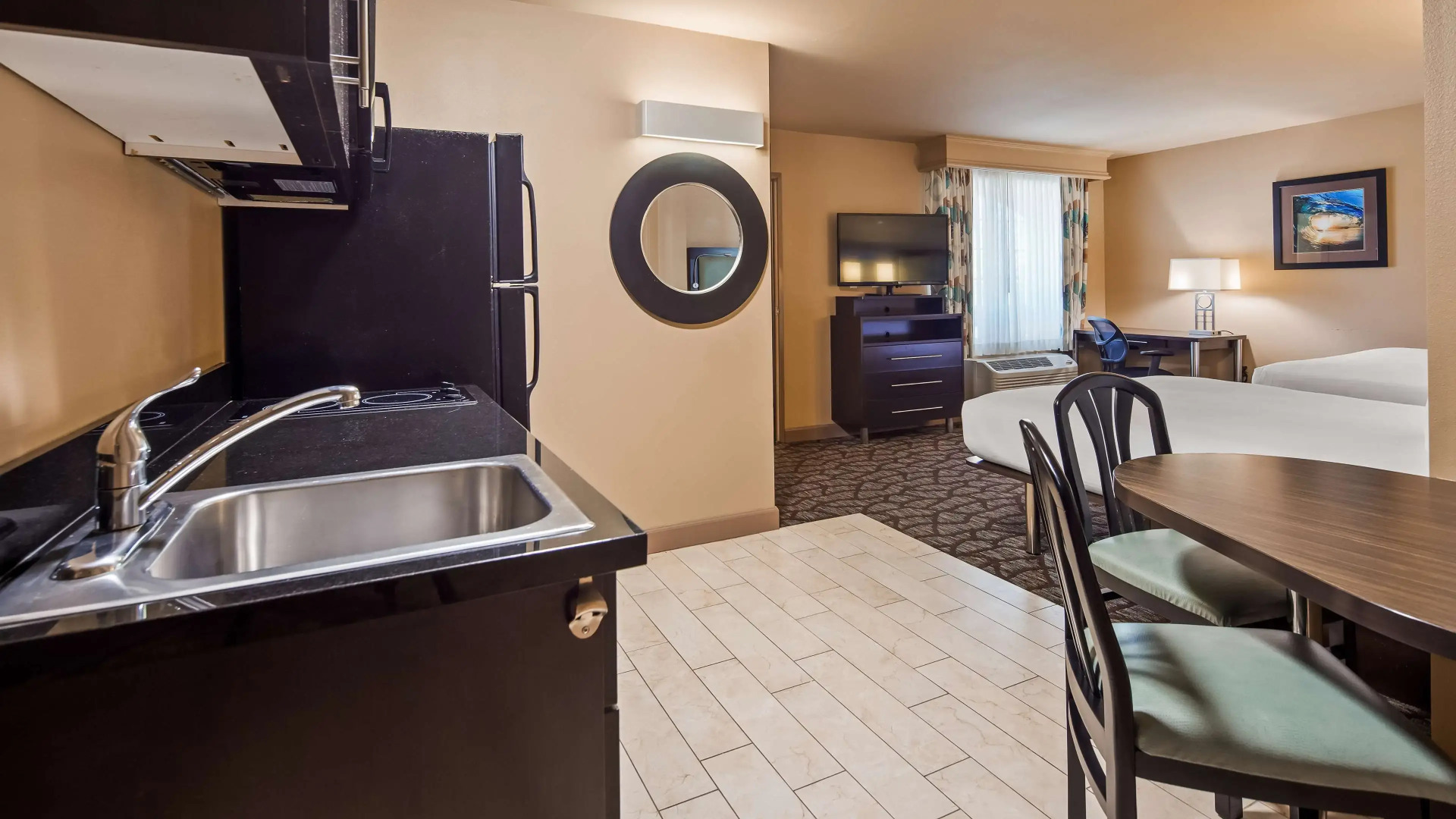 Best Western Plus Oceanside Palms