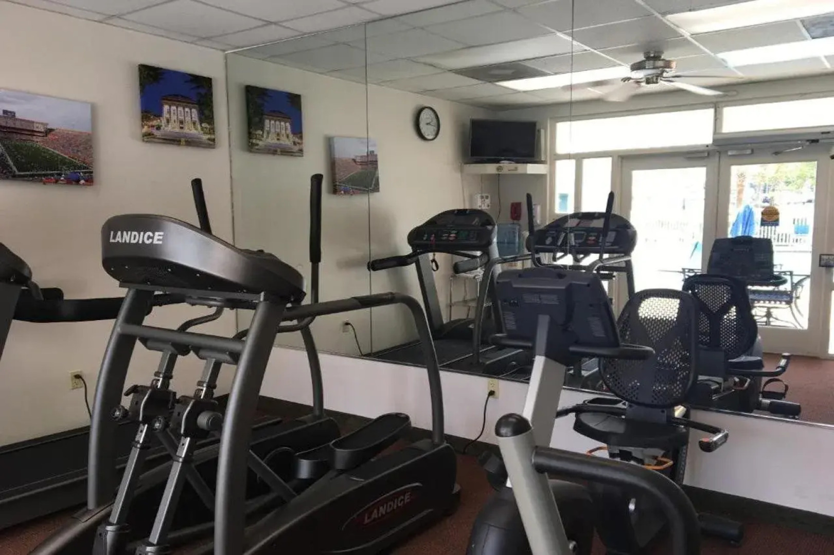 HOM Hotel Gainesville, SureStay Collection by Best Western