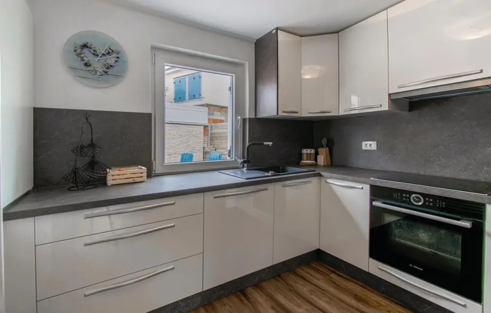 Awesome Home in Izola With Sauna, Wifi and 3 Bedrooms