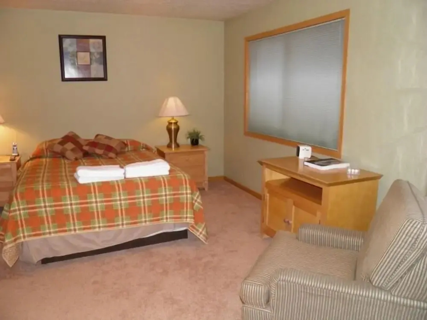 3221 Marlette Circle