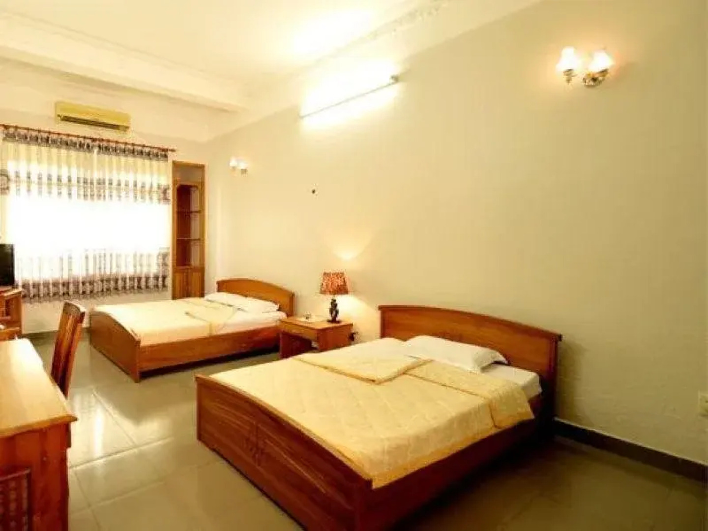 Hoa Binh 2 Hotel