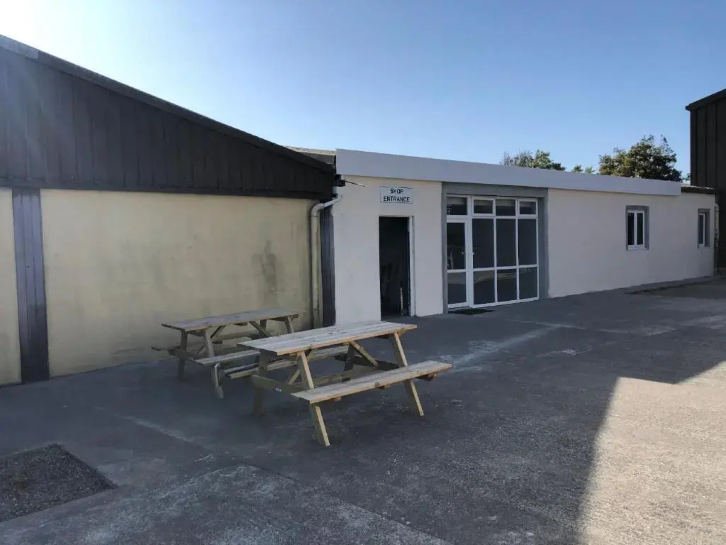 Greenway & Copper Coast Hostel