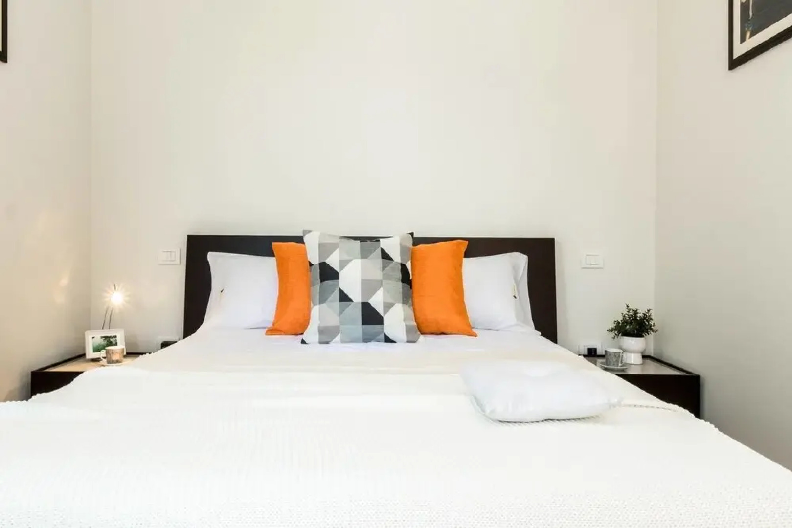 JOIVY Stylish Flat w/ Garden