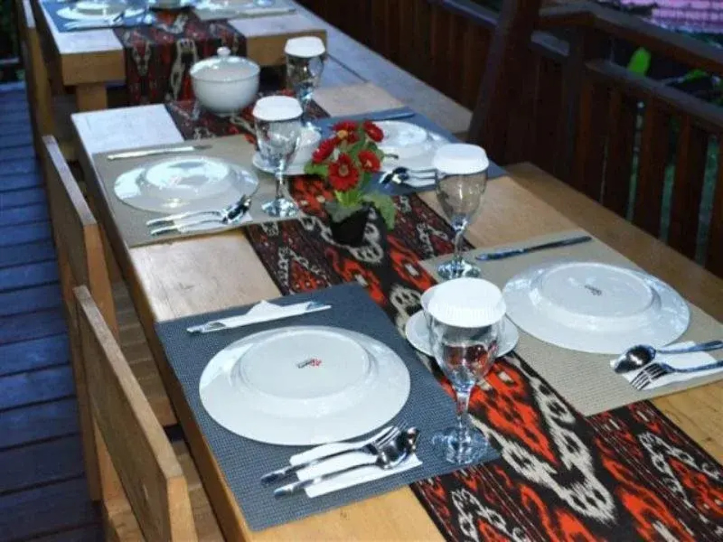 [Deact] Rumah Kedaung Guest House & Cafe