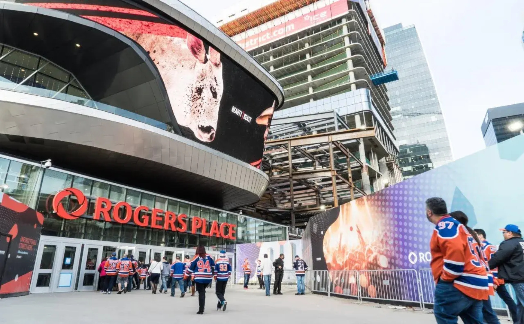 Holiday Inn Express & Suites West Edmonton - Mall Area by IHG