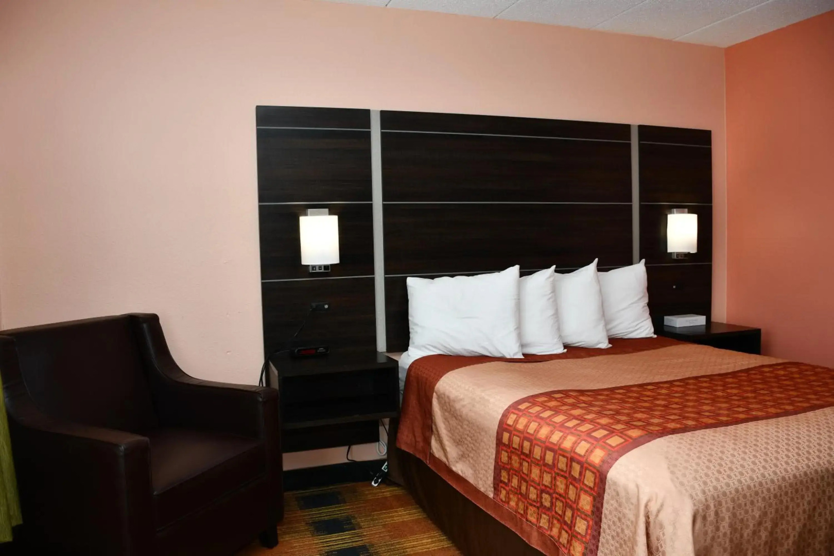 Regency Inn & Suites