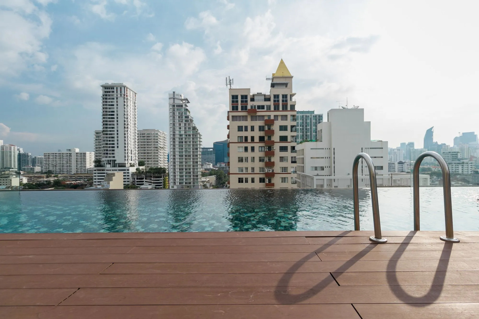 The Residence on Thonglor by UHG