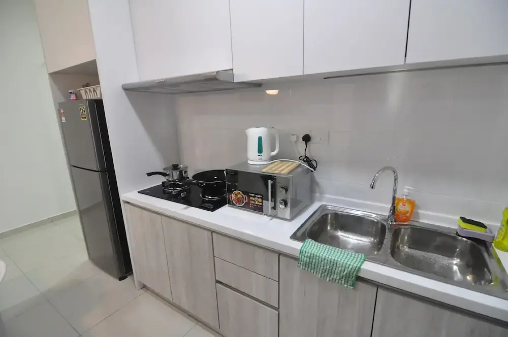 COOP Stay Kenwingston Square Garden