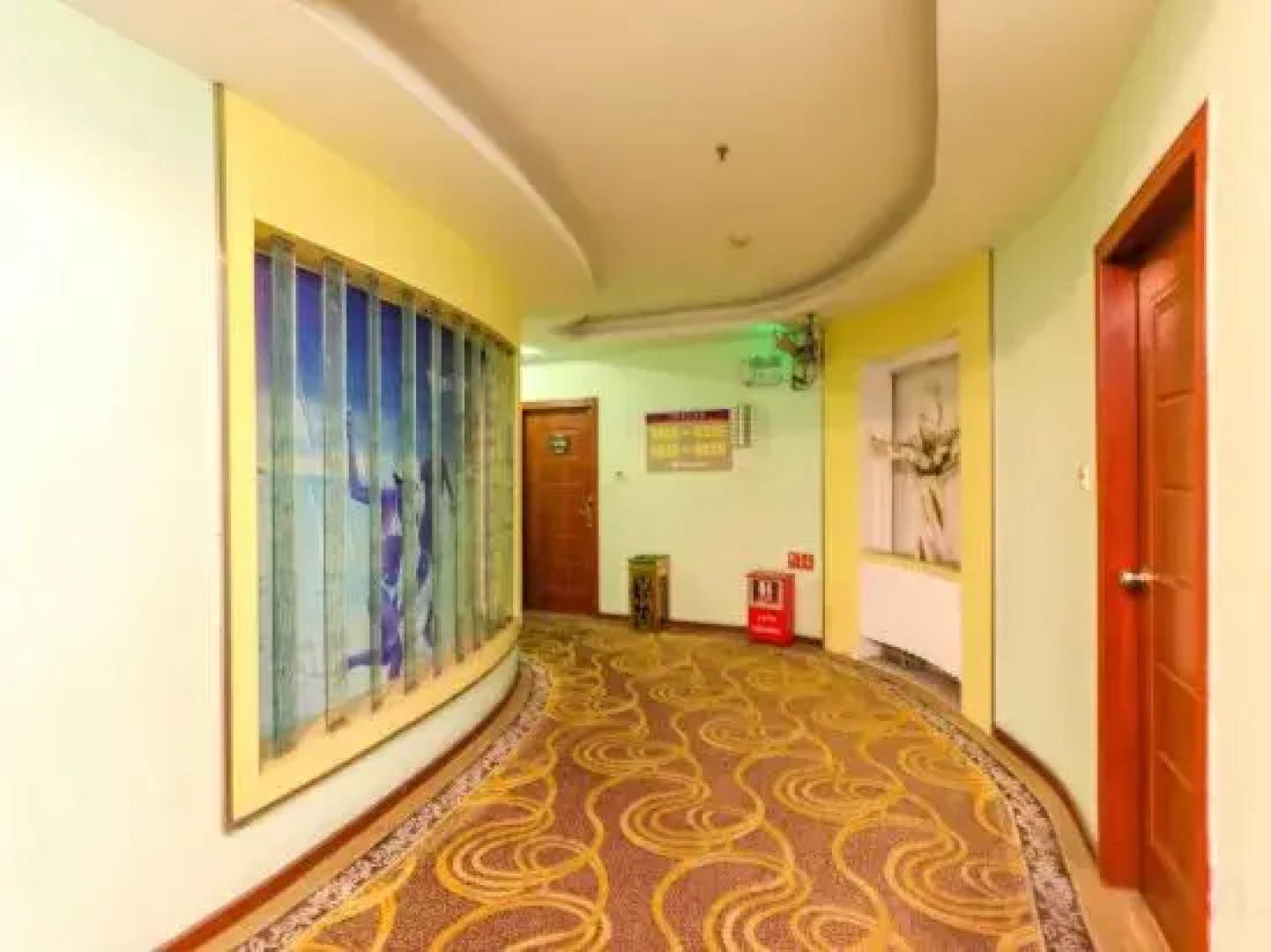 Xingji Business Hotel West Sun Wen Road Pedestrian Street