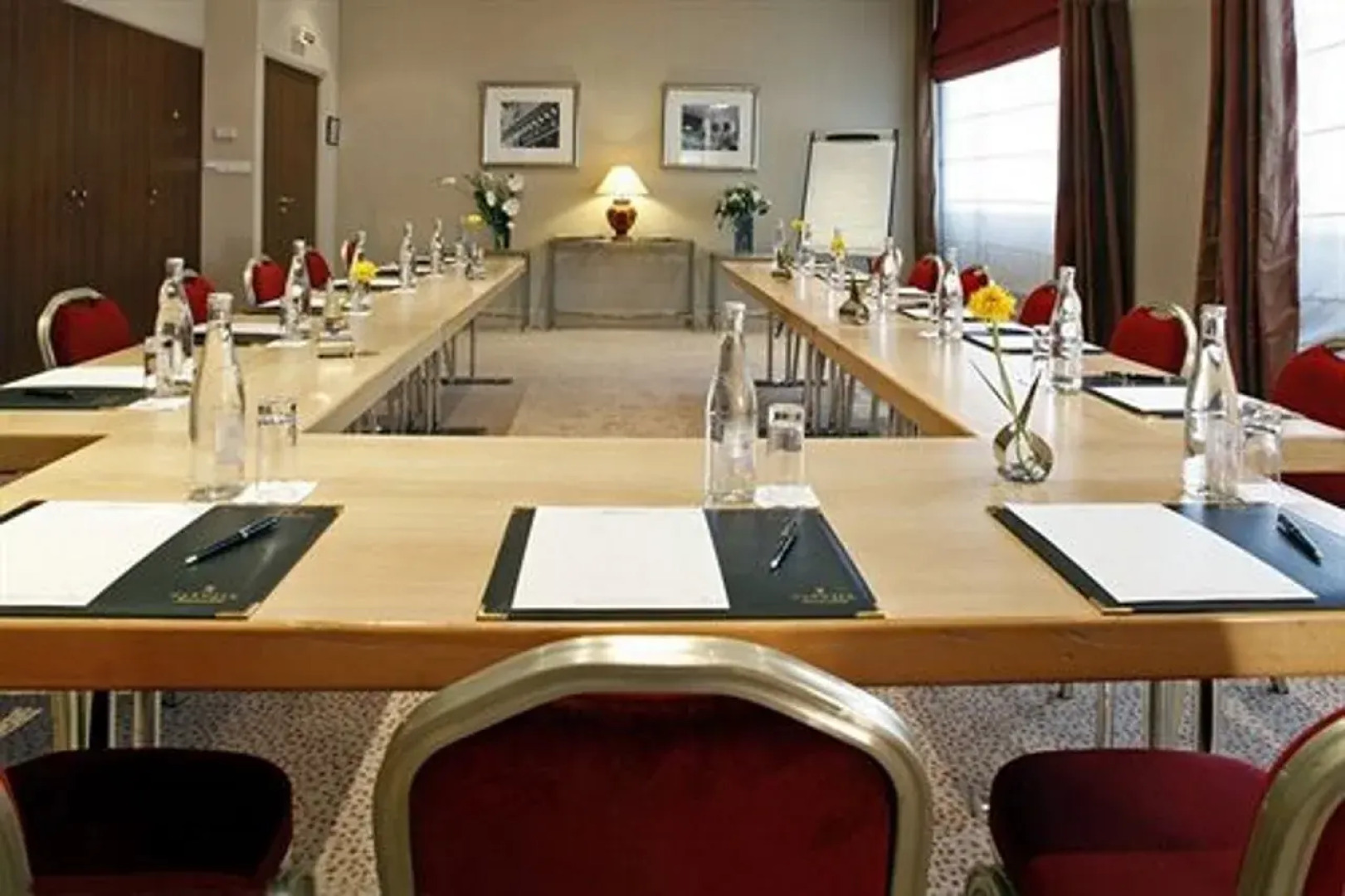 Warwick Reine Astrid - Lyon