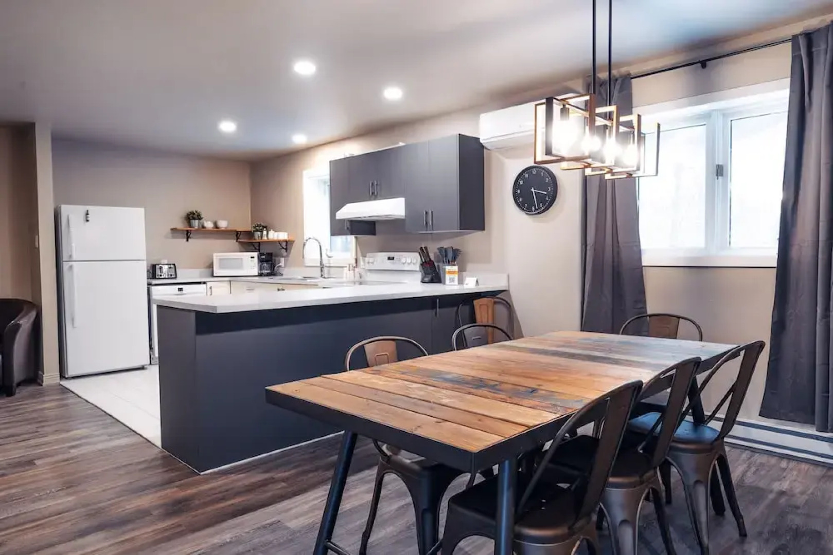 Maison des Geais Bleus