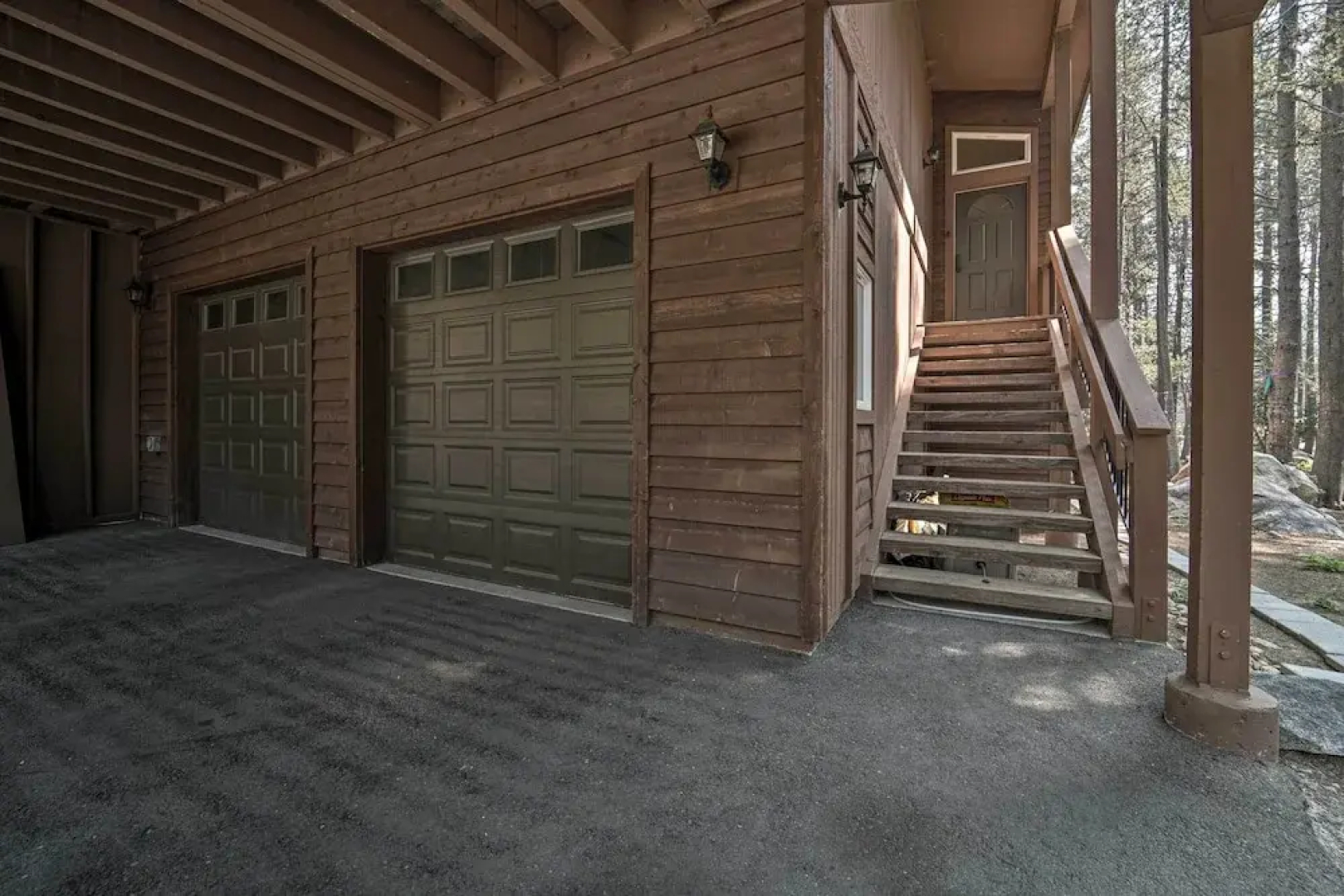 Near Donner Lake & Skiing: Soda Springs Cabin!