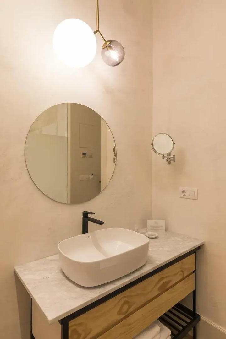 VEINTIUNO Emblematic Hotels - Adults Only