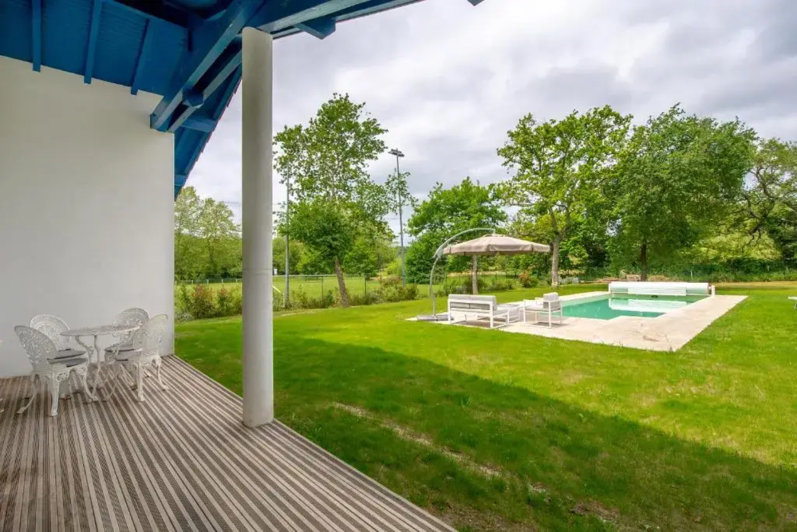 Biarritz 64 Road House