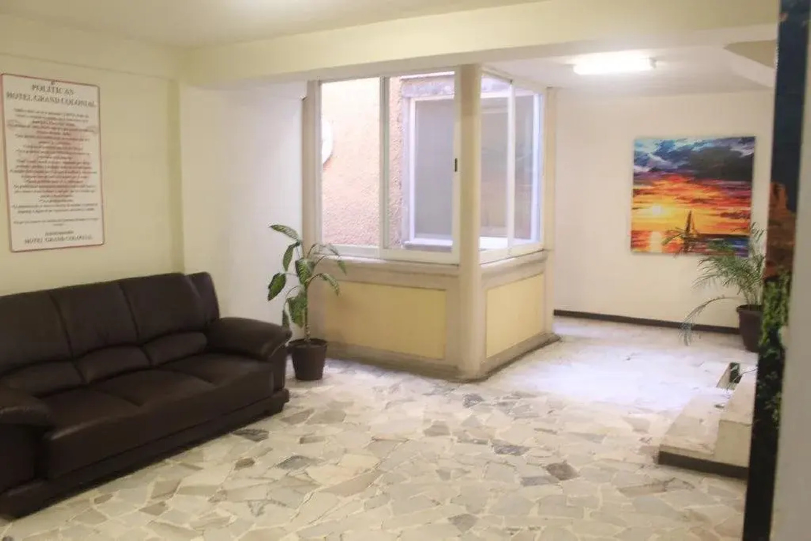 Hotel Grand Colonial