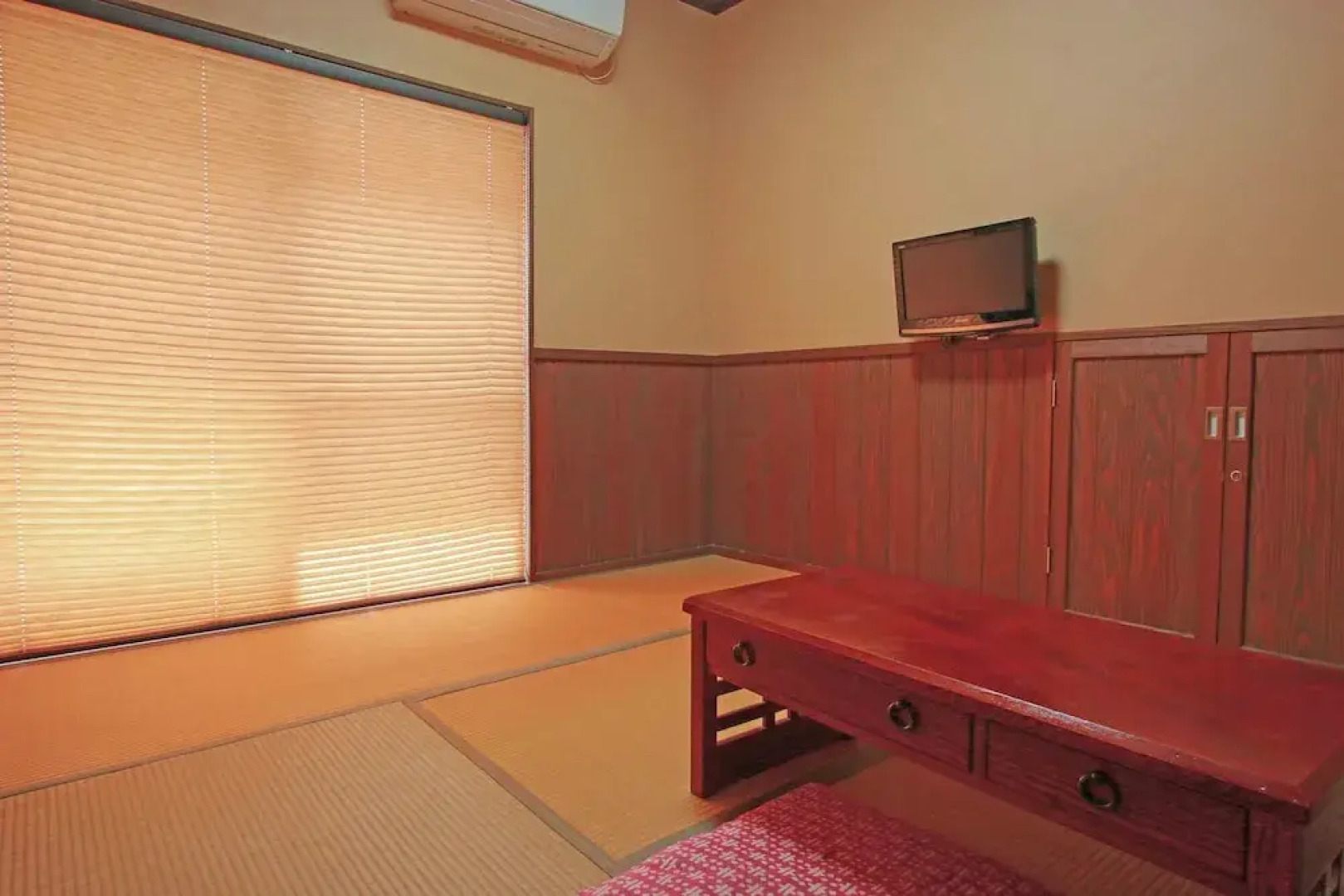 Family Ryokan Kawakyu with Showa Retro, Private Hot Spring