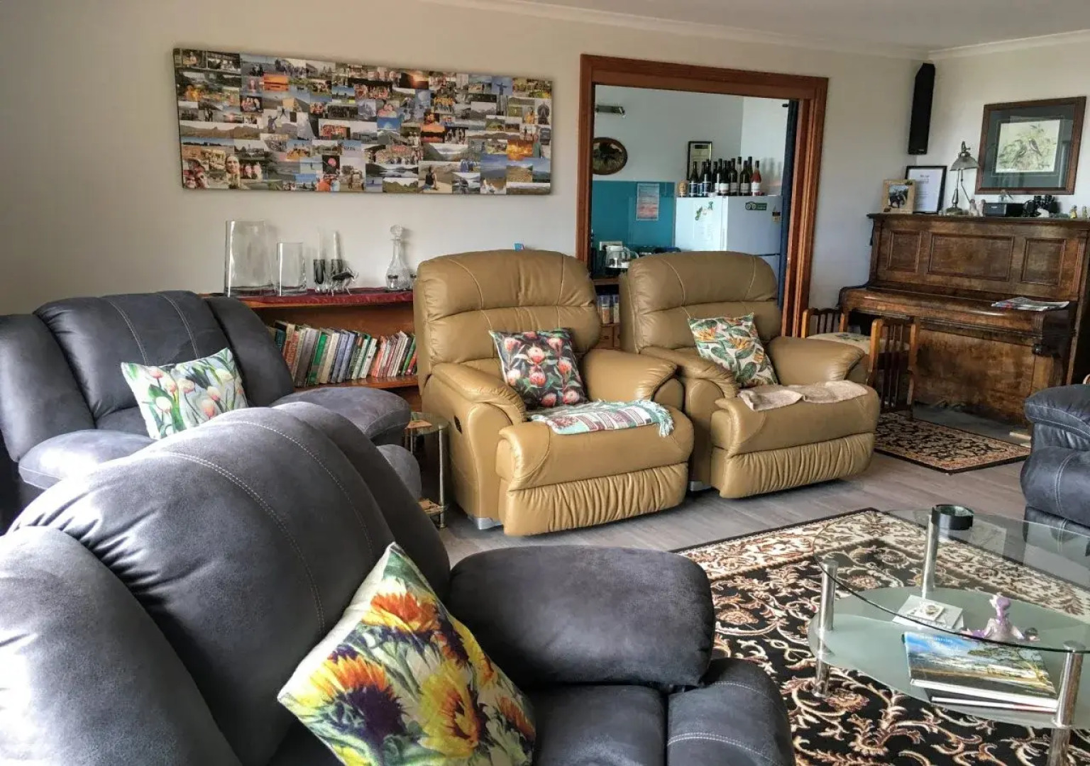 Storm Bay Guest House & Cottage