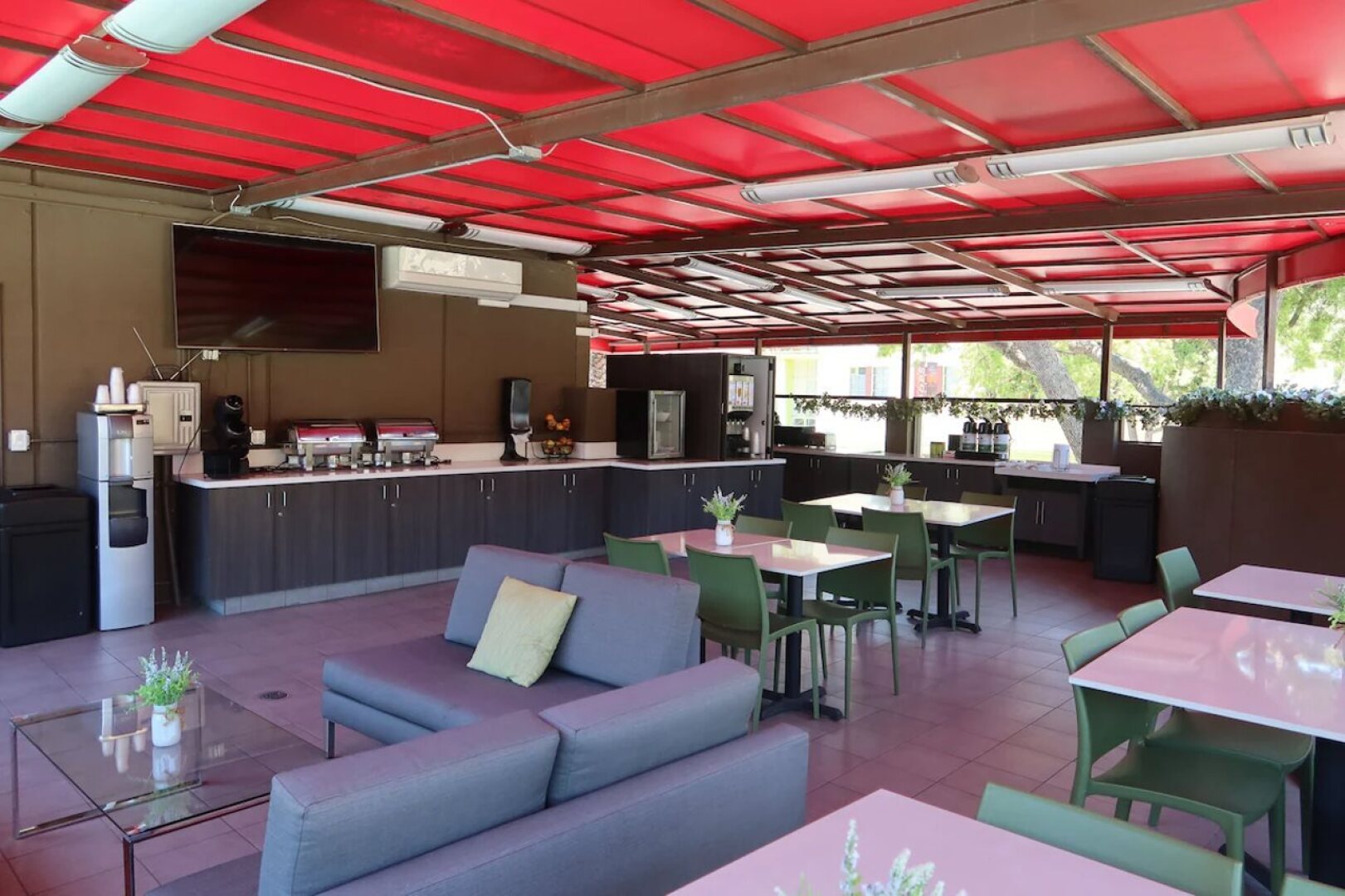 GreenTree Pasadena Inn