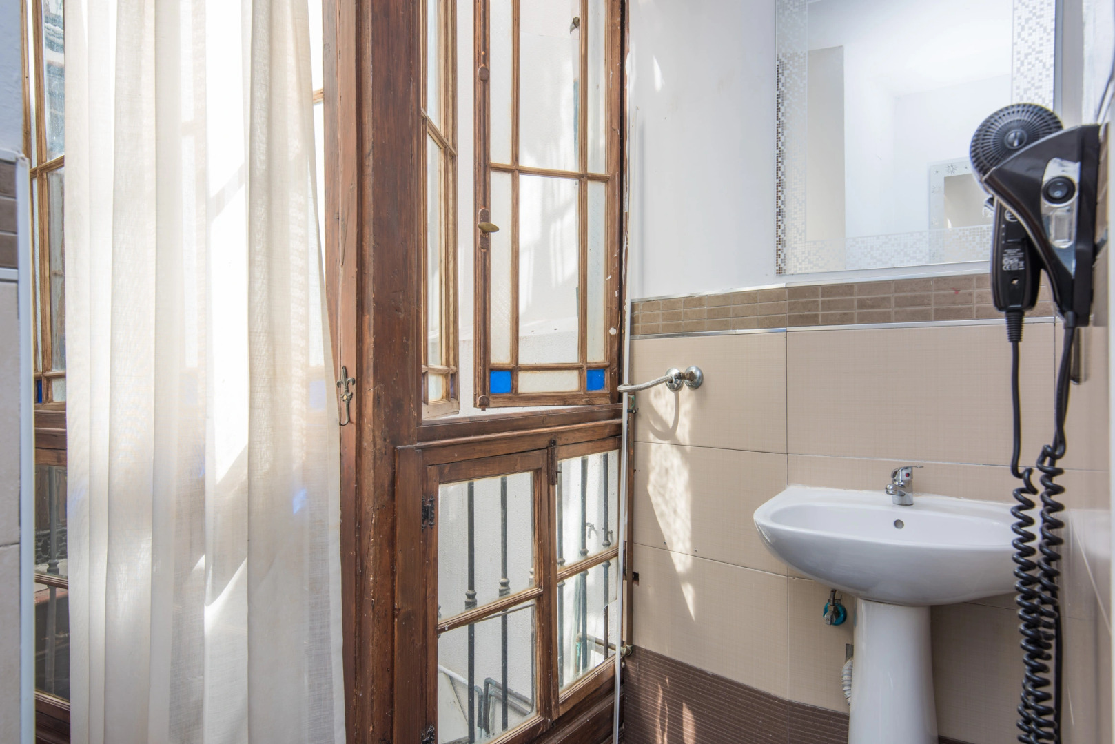 Feel Hostels City Center