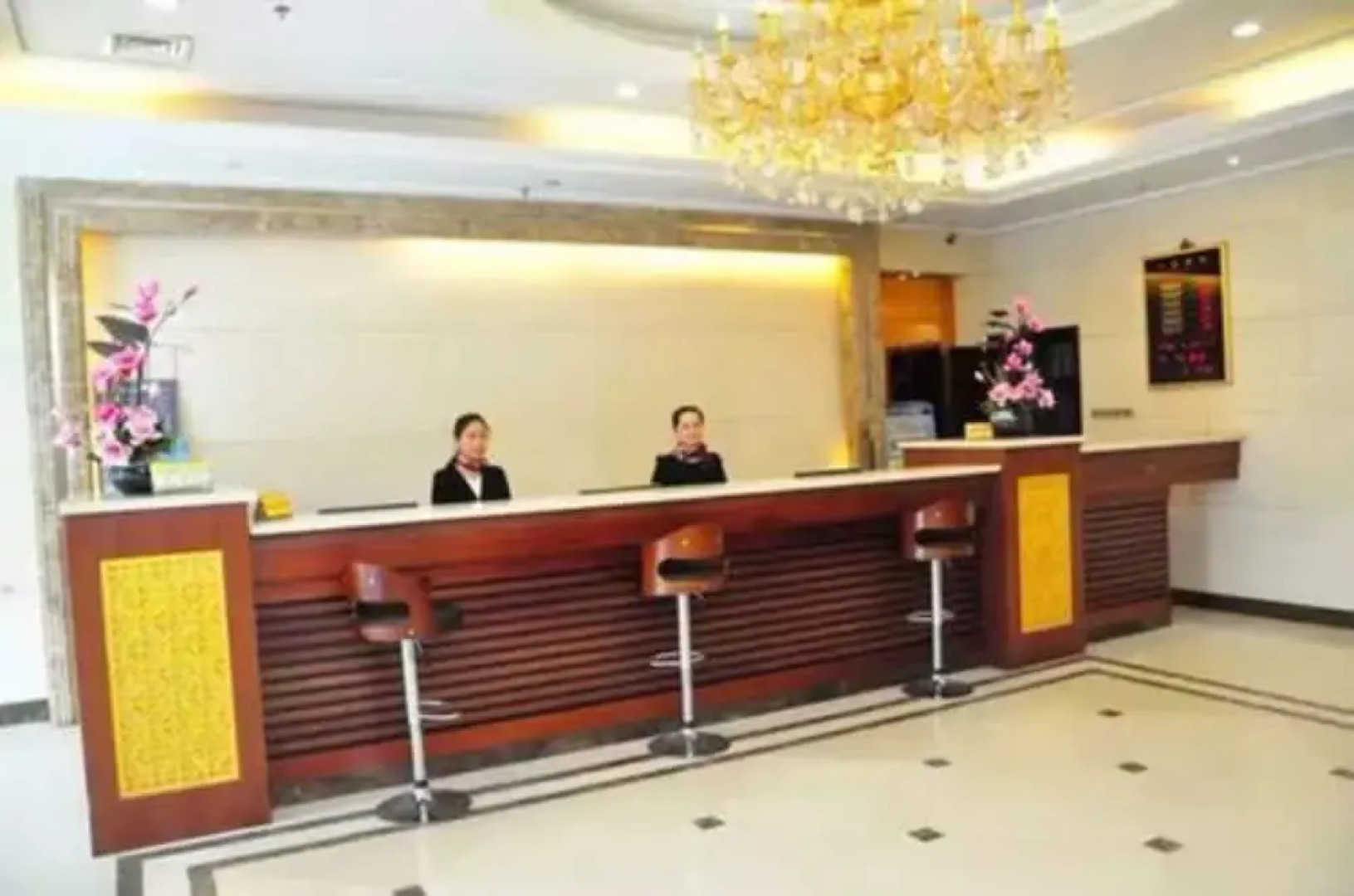 Xining Xibai Hotel