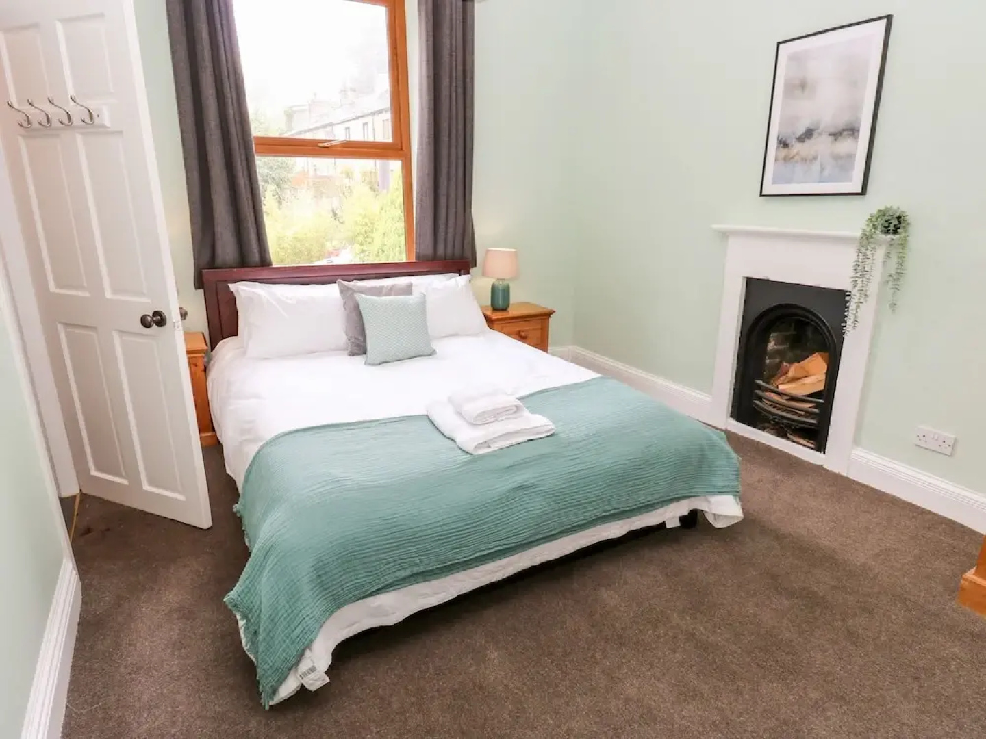 The Old Post Office - Pet Friendly Group Stays in Holmfirth
