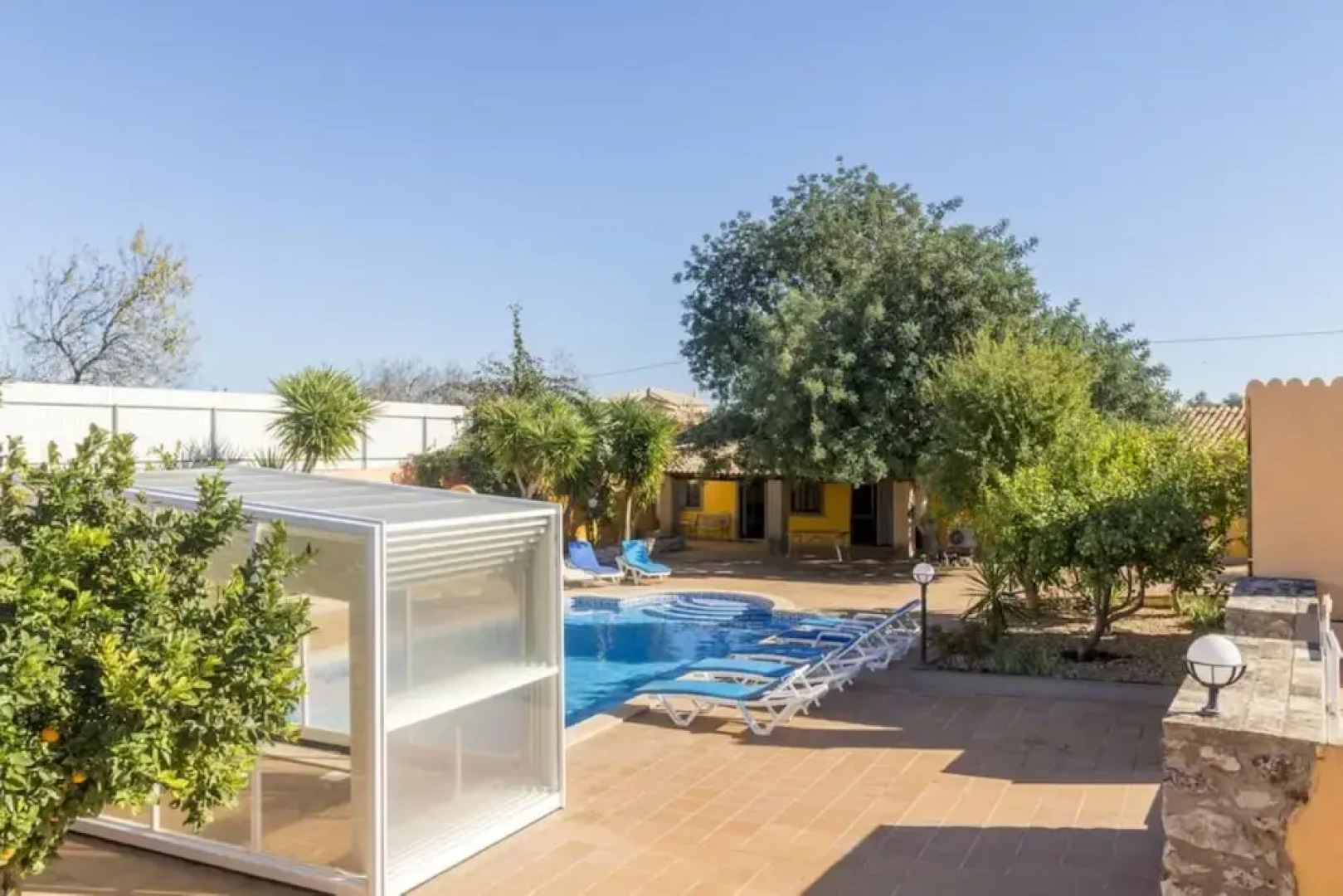 Villa - 7 Bedrooms with Pool and WiFi - 107981