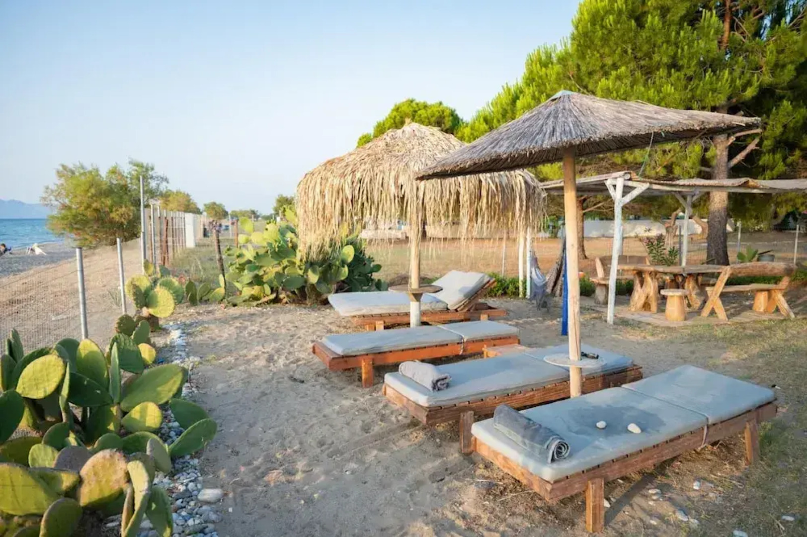 Beach Villa Next To The Waves