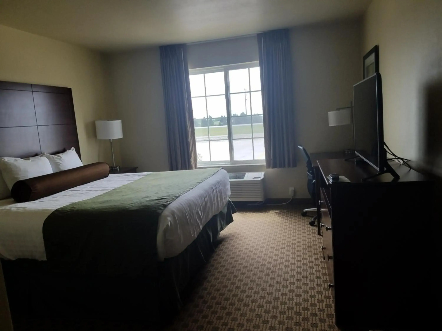 Cobblestone Inn & Suites - Bottineau