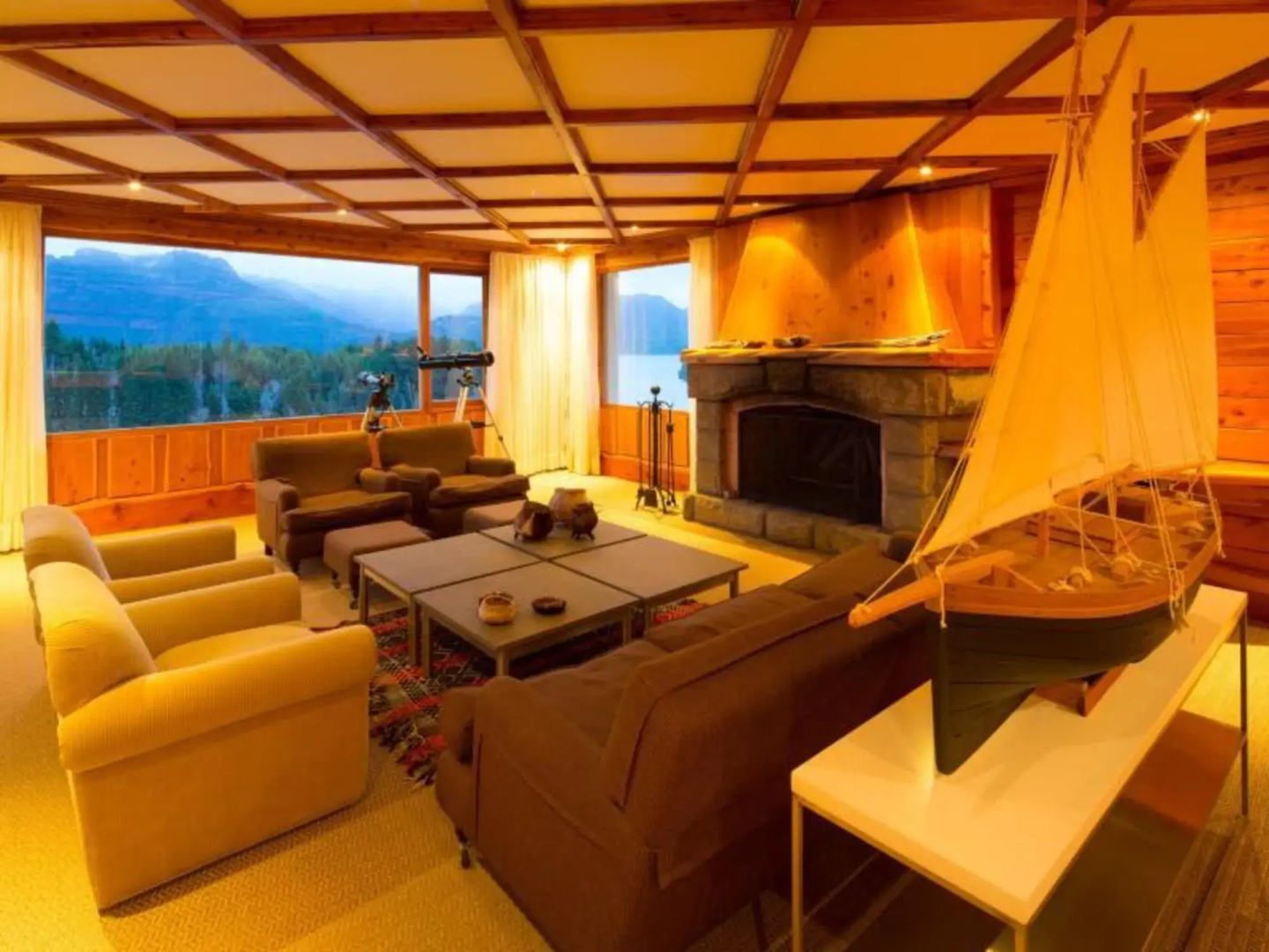 Isla Victoria Lodge