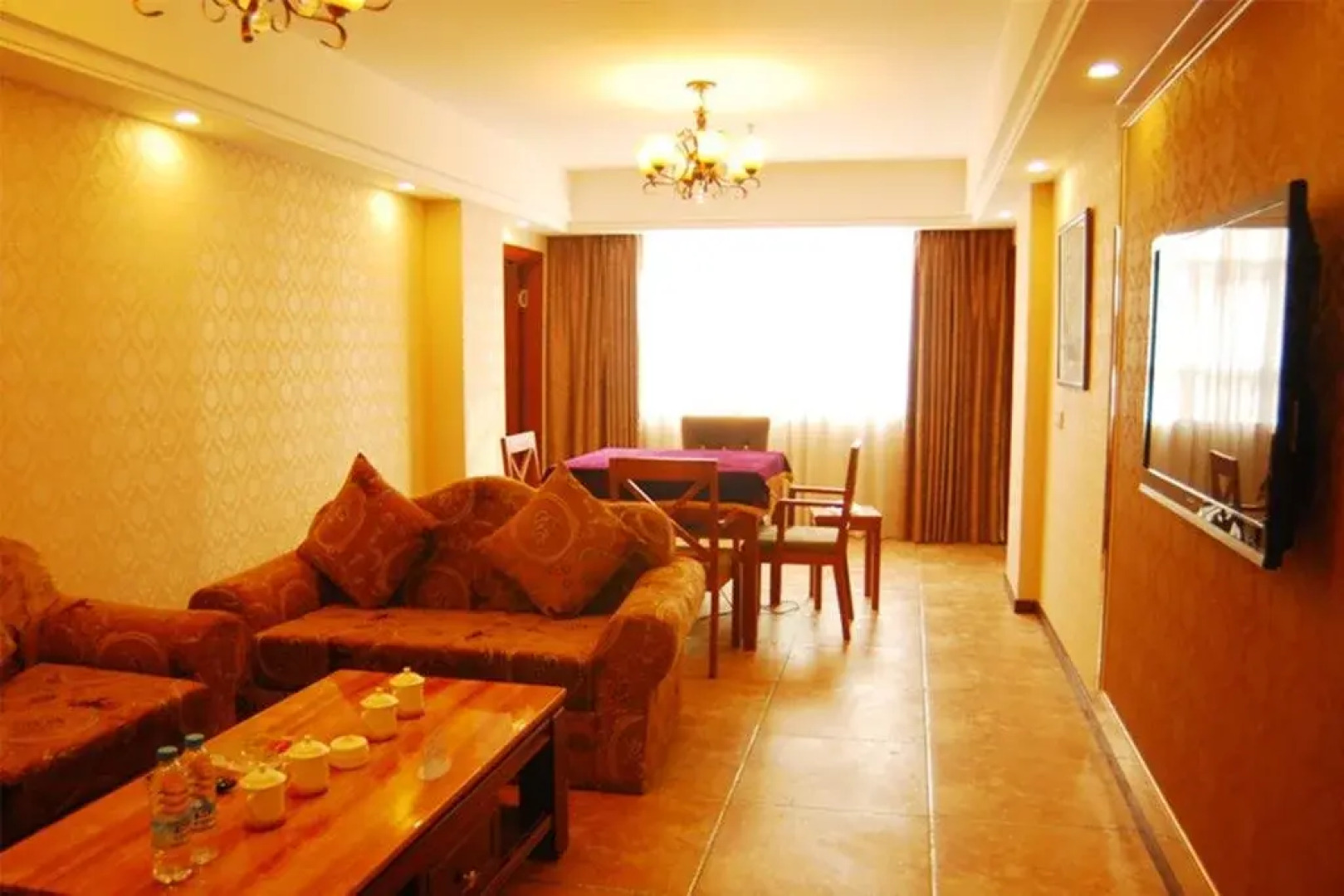 Luzhou Sotelinn Century Hotel