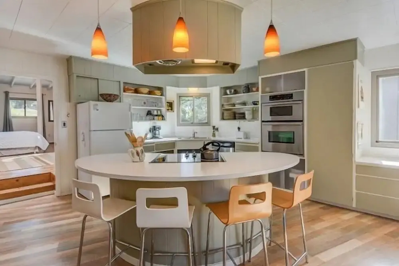 Surf Watch 3 Bedroom Home by RedAwning