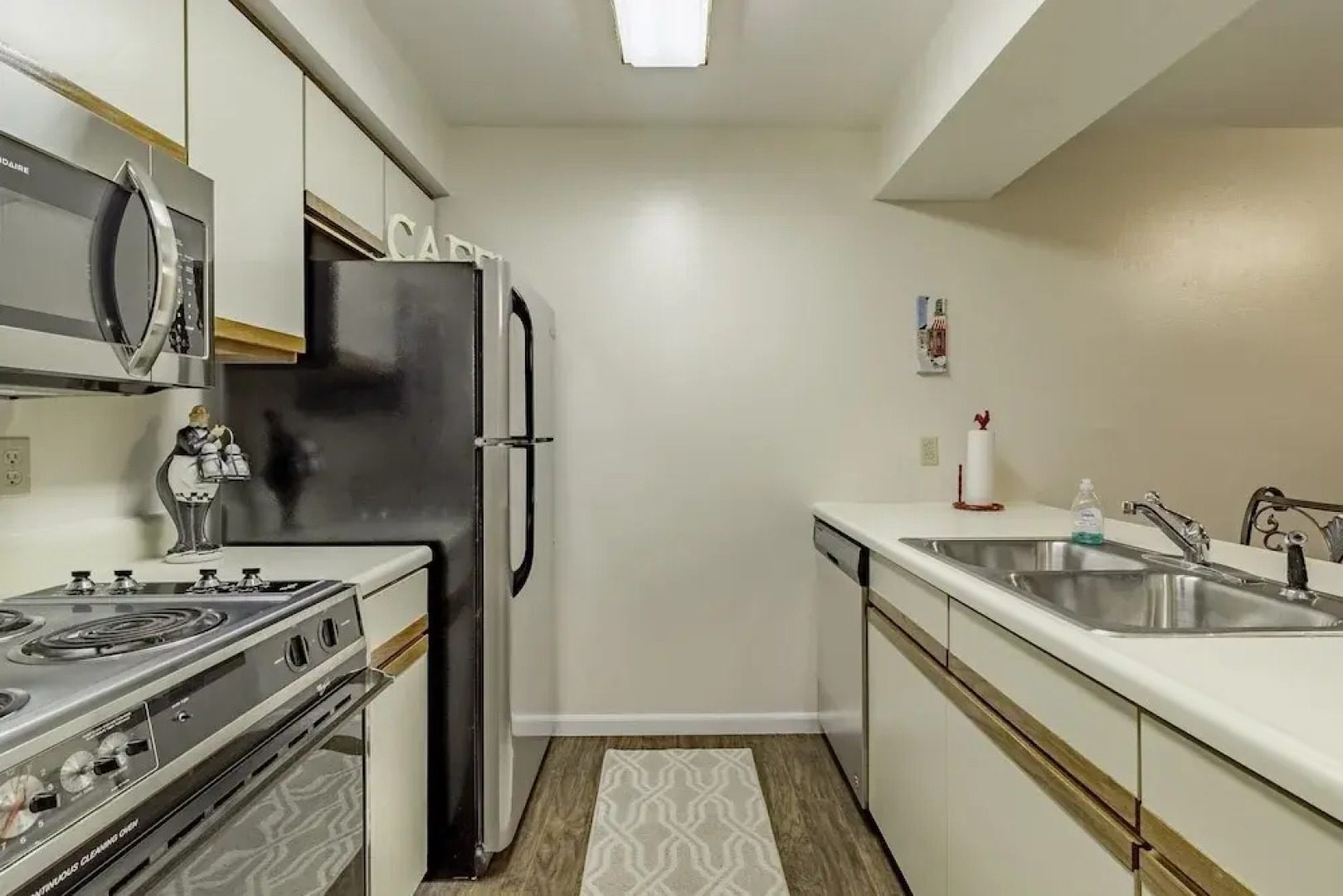 Pointe Royale Condo Vacation and Golf Resort