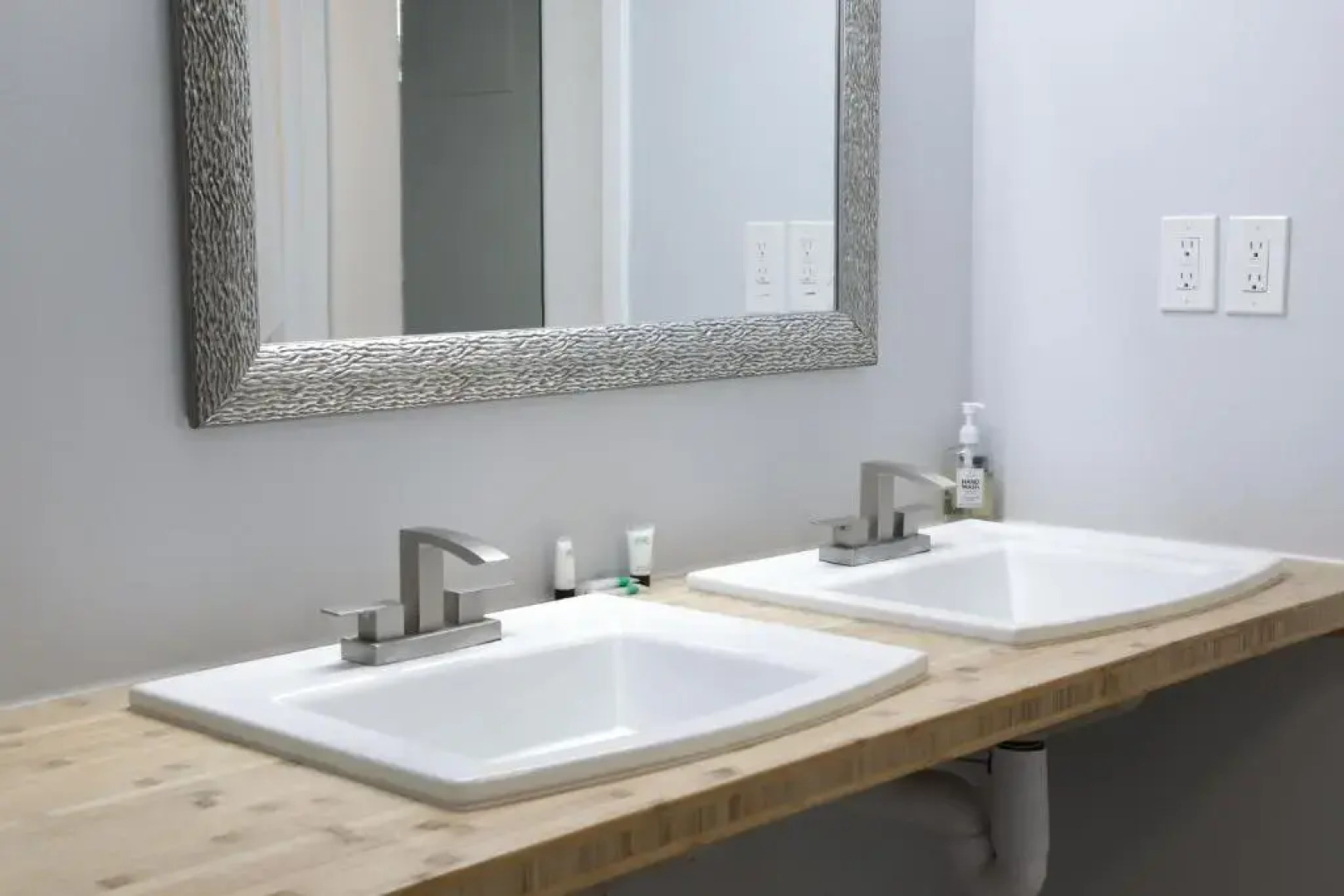 SKYLARANNA Resort & Spa