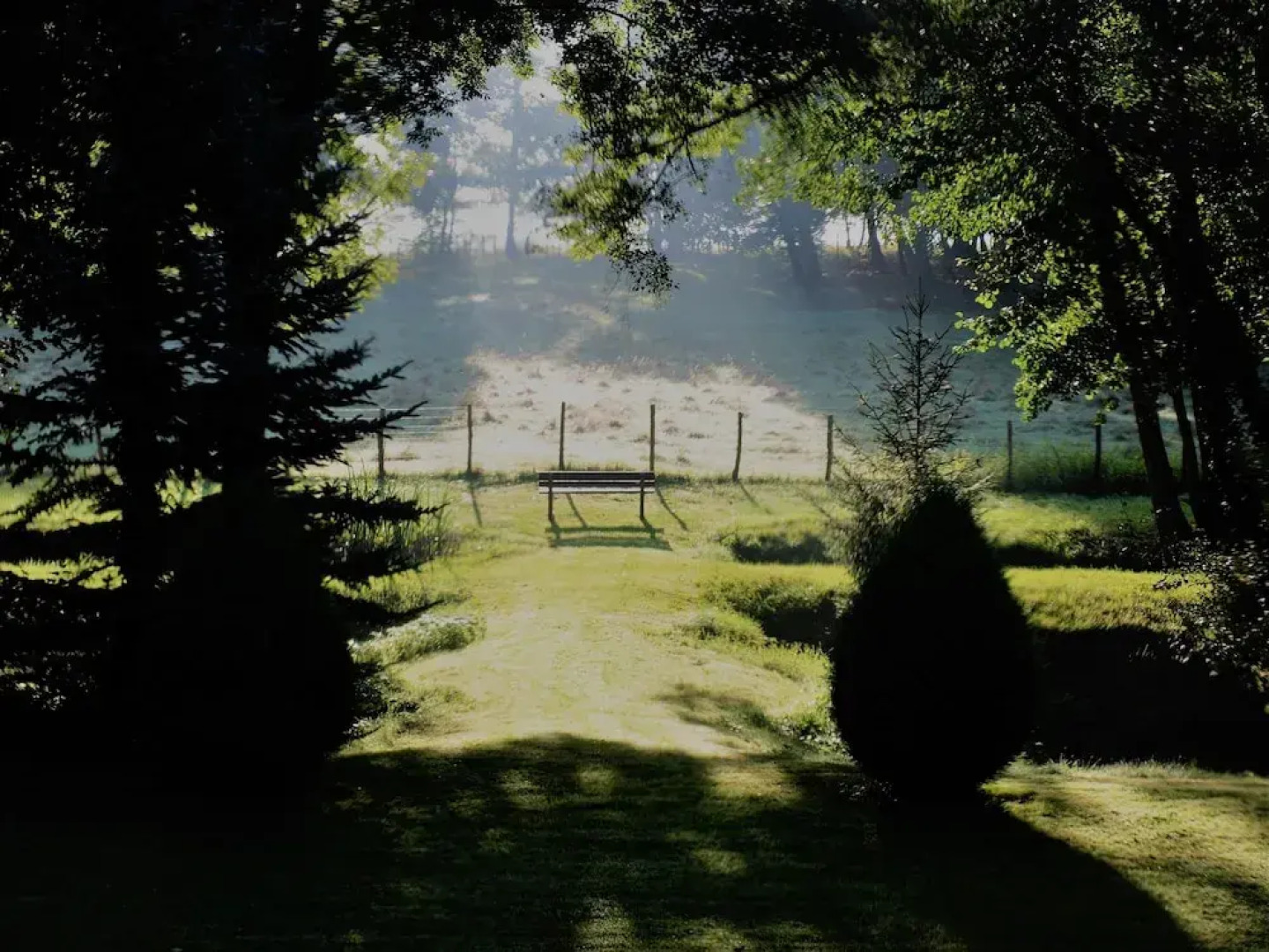 Château De Vault De Lugny