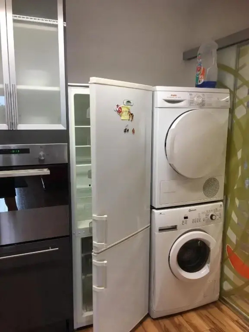 Apartments in Leafy Suburb