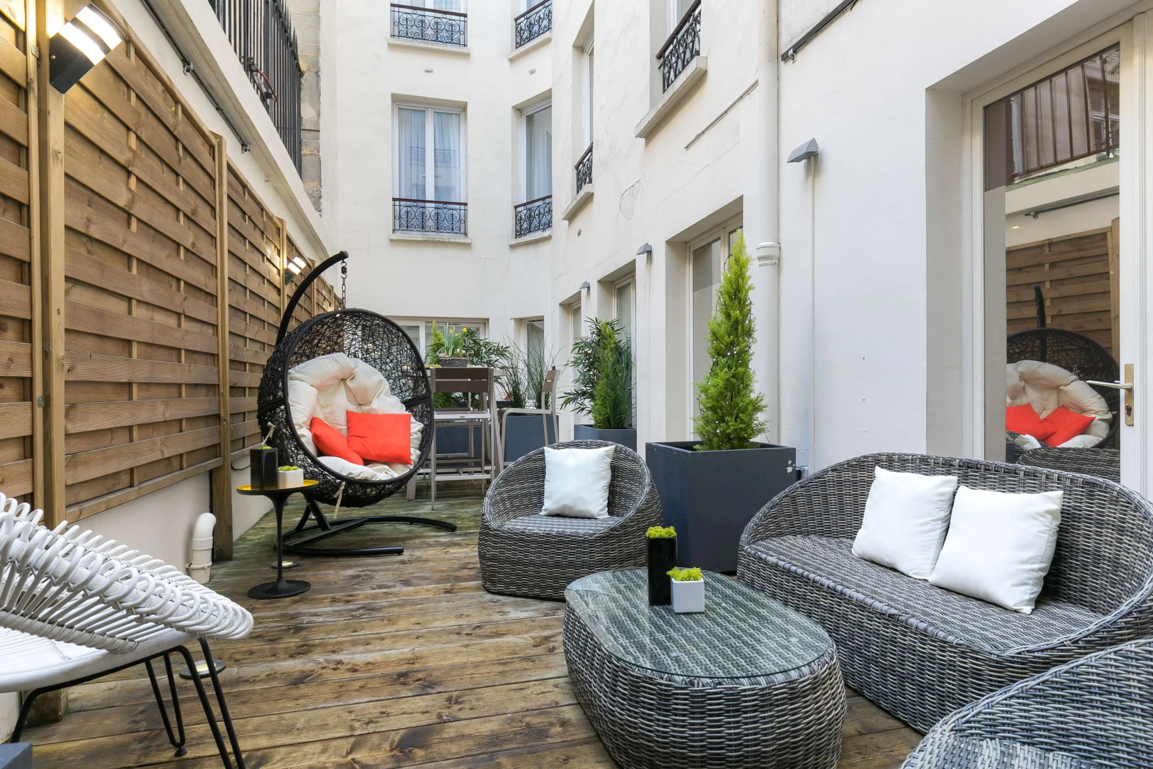 Hôtel Magenta 38 by Happyculture