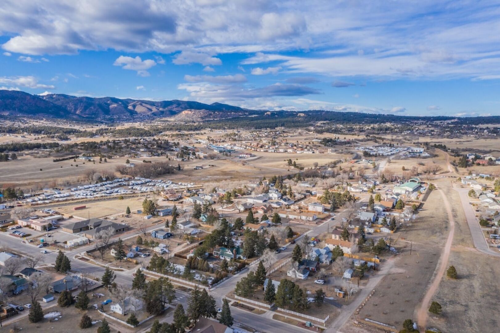 5brmonument Historic Charmminutes To Hiking