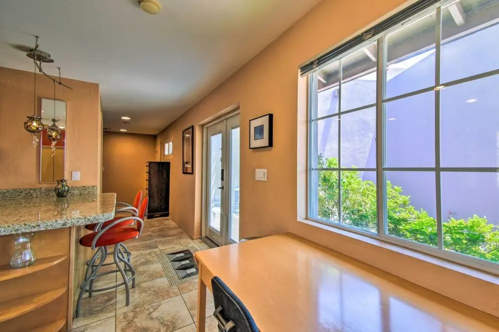 Paradise Valley Cottage Near Hiking Trails!