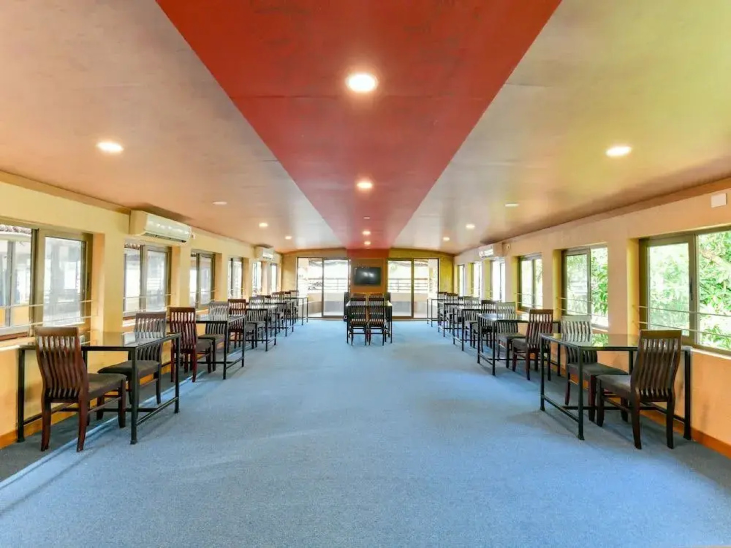 OYO 16838 Big B Houseboat 10 BHK