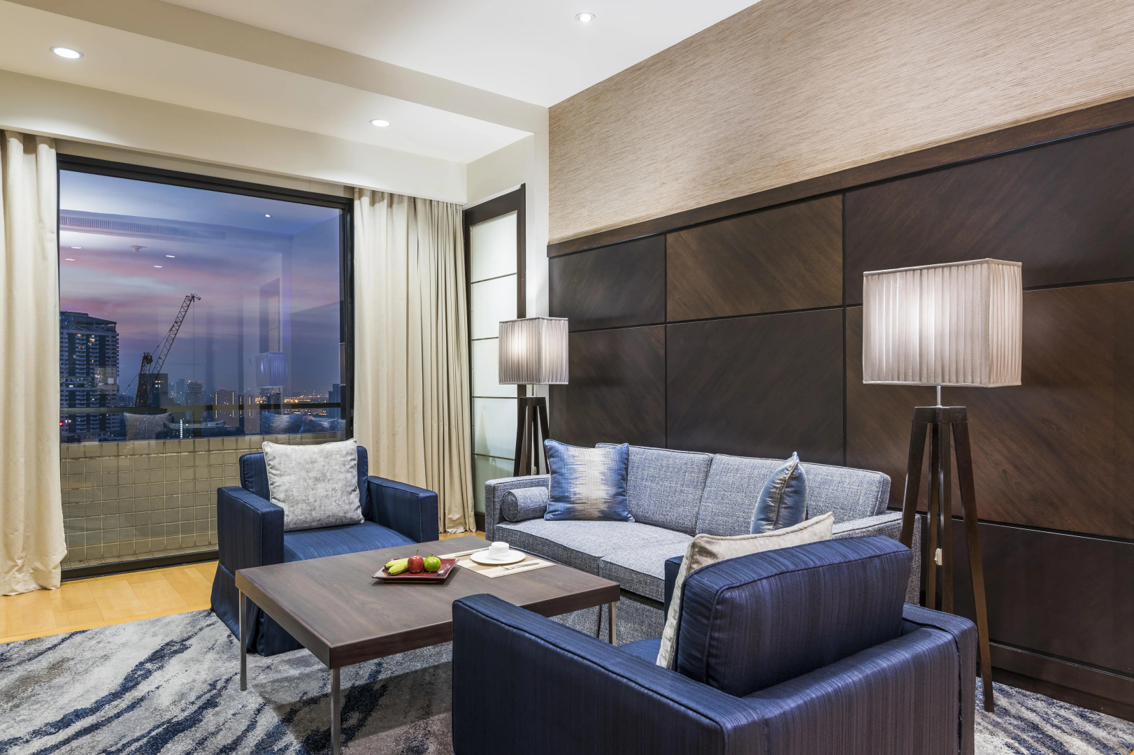 Emporium Suites by Chatrium