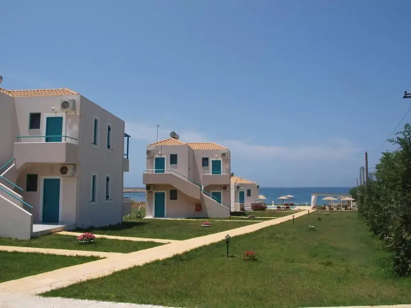 Kyparissia Blue Luxury Rooms & Suites