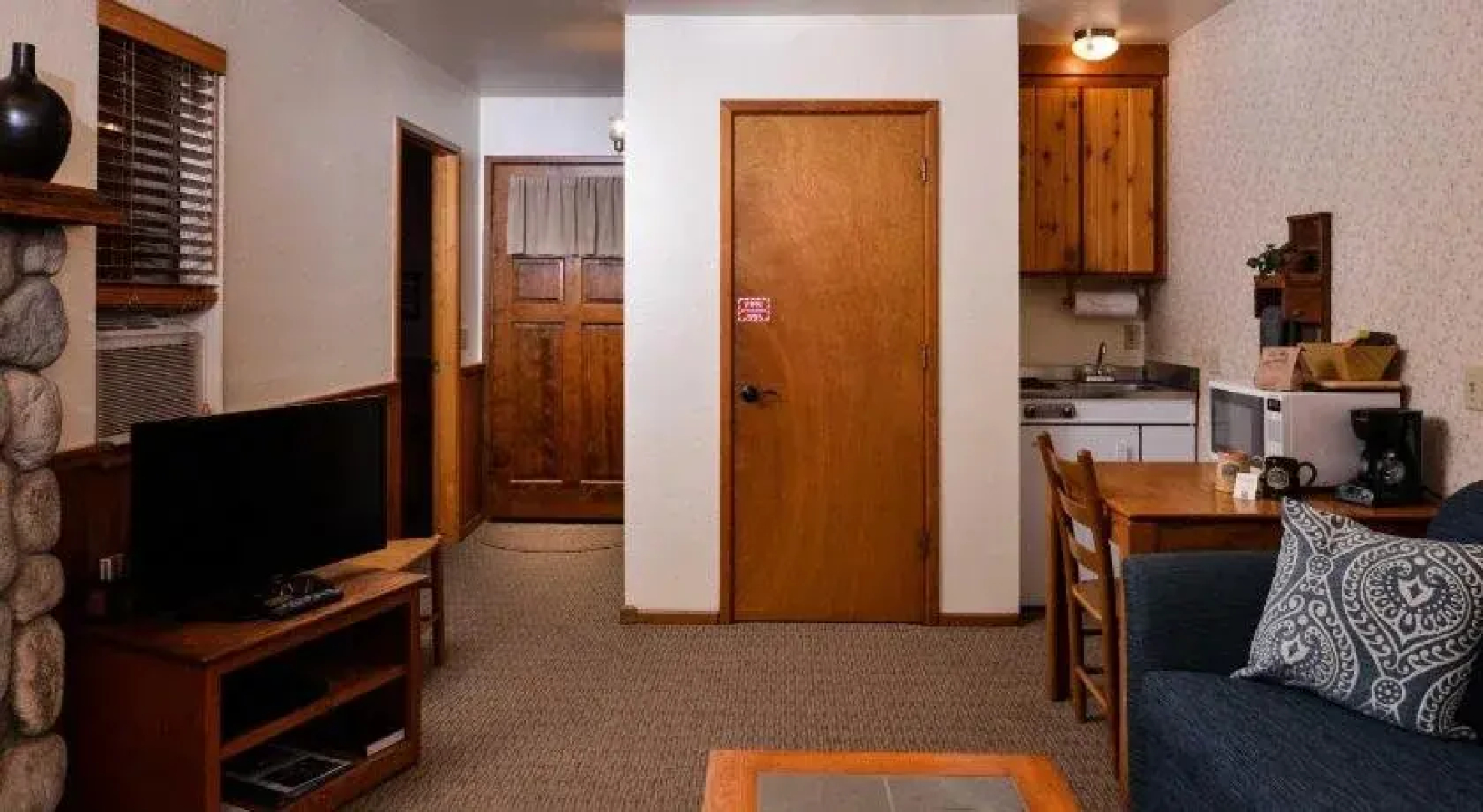 Quiet Creek Inn