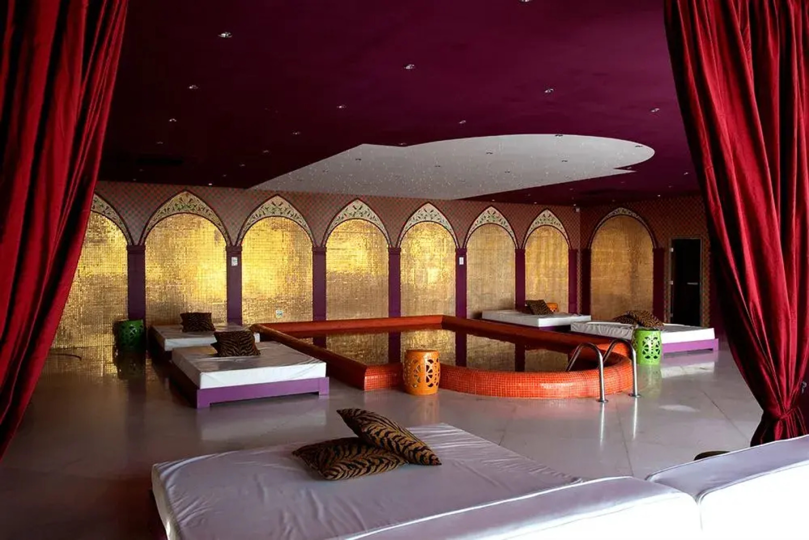 Dpny Beach Hotel & Spa