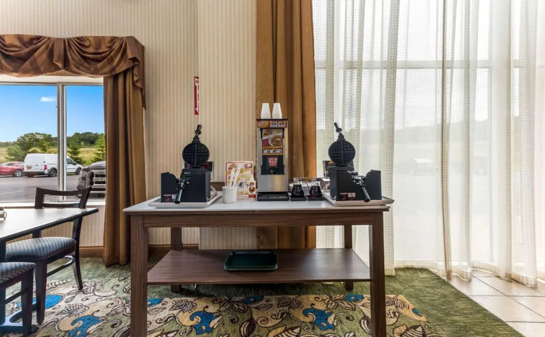 Holiday Inn Express Hotel & Suites Findley Lake