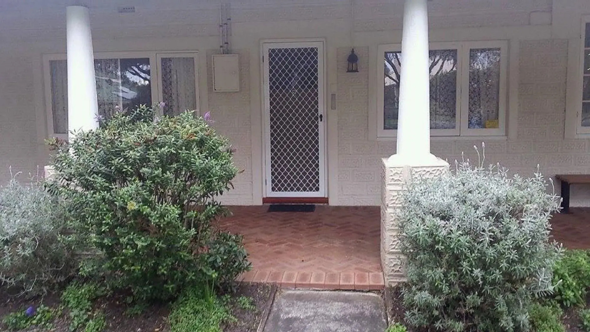 Albany Holiday Units