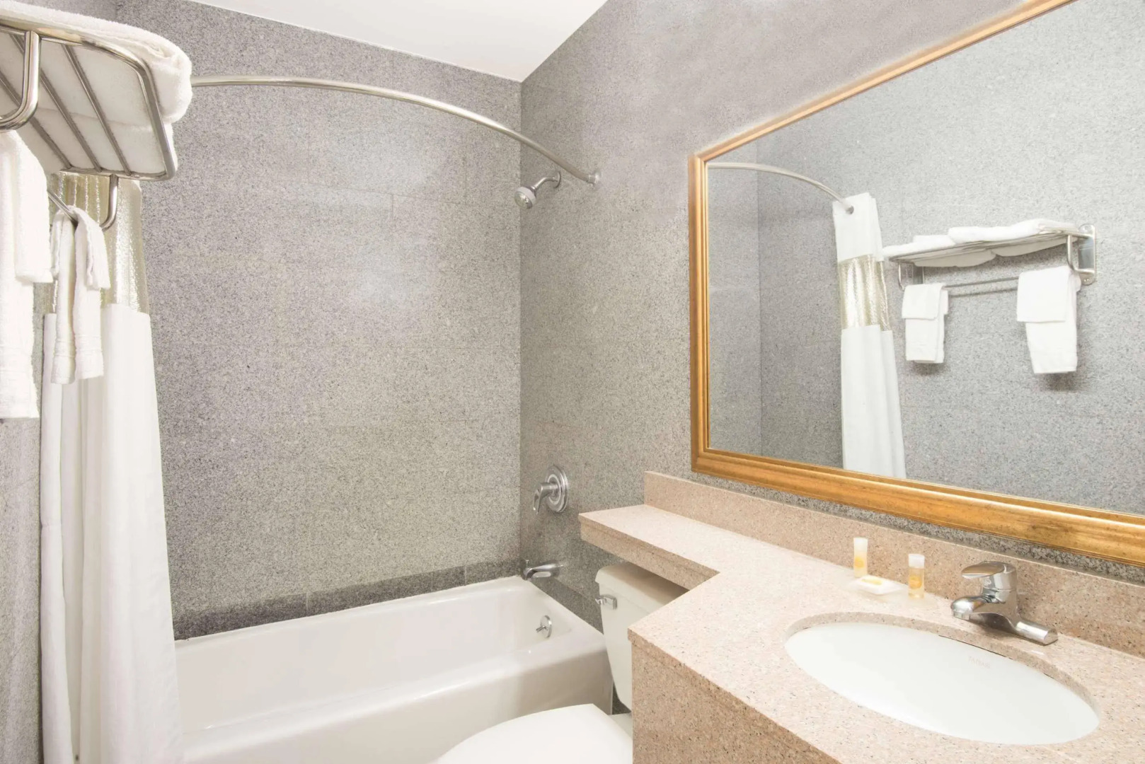 Red Roof Inn Copiague