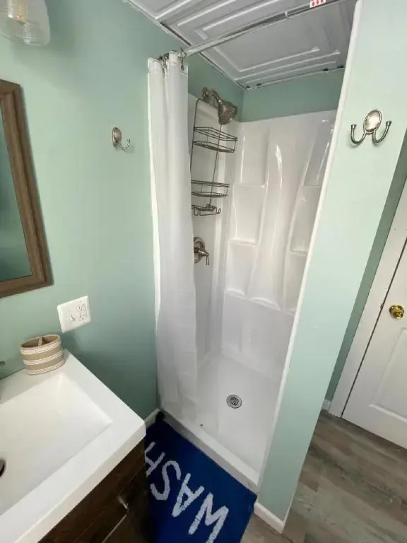 The Kelly House - 4 BR Historic Lodge - Downtown