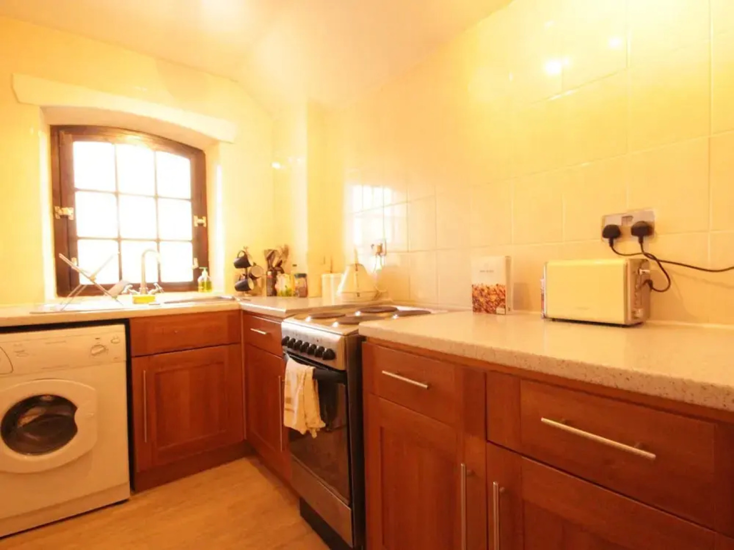 Marina Humber View Apartment