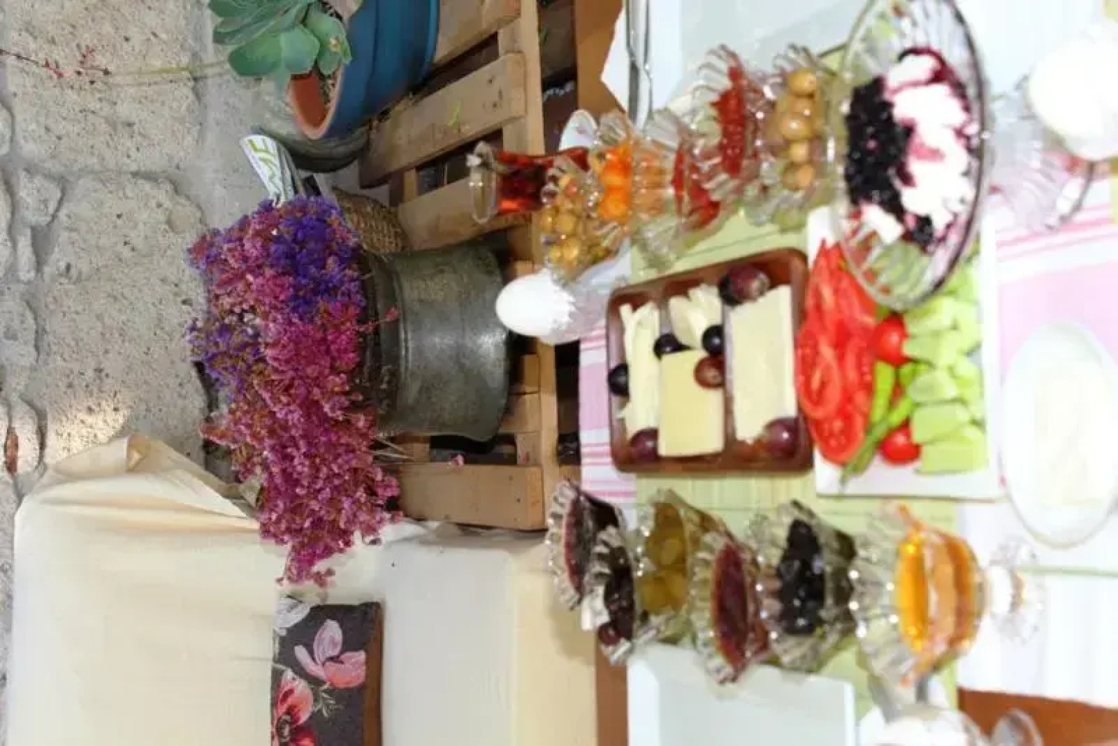 Lilyum Alaçatı Taş Ev