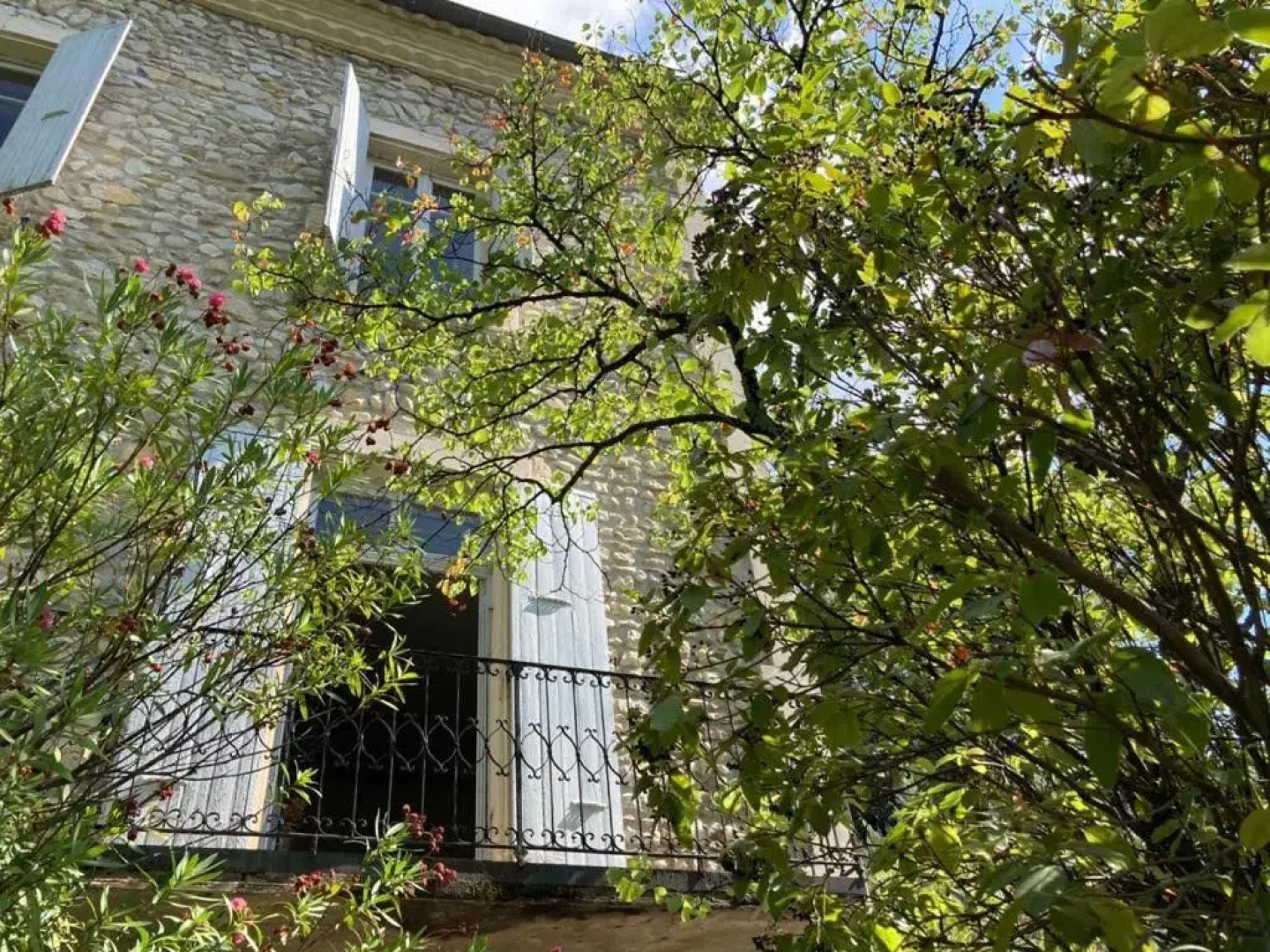 Suite Royale- 2 Double Rooms - 4 SAISONS - Piscine Chauffée Toute l'année - SPA- JACUZZI -SAUNA- POOL VIEW - Heated POOL -800m City Centre